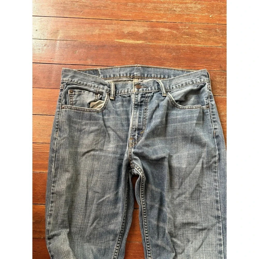 Levis levi 559